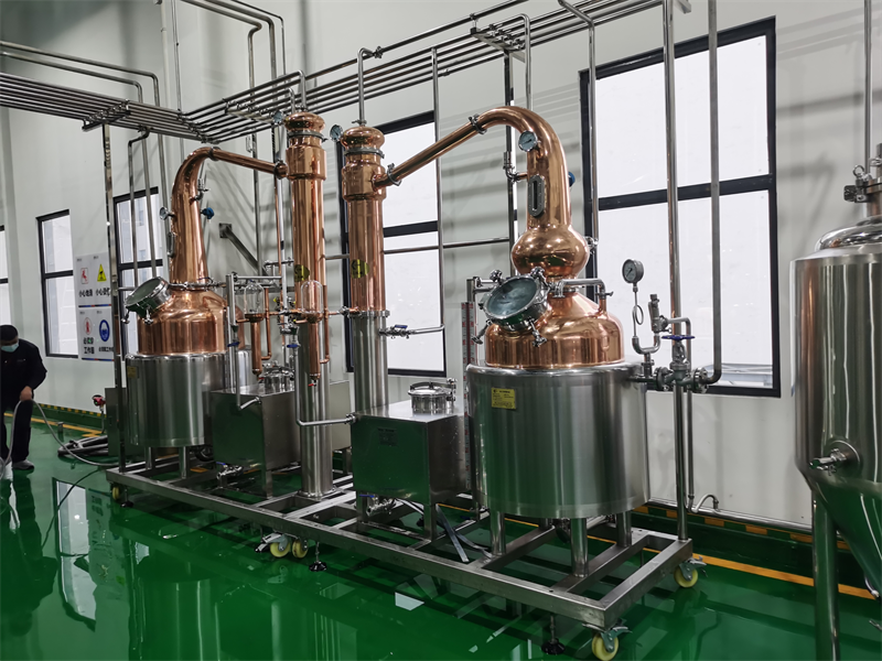 威士忌蒸餾設(shè)備300L+200L