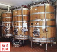 蒸餾設備廠家重視新產(chǎn)品的研發(fā)